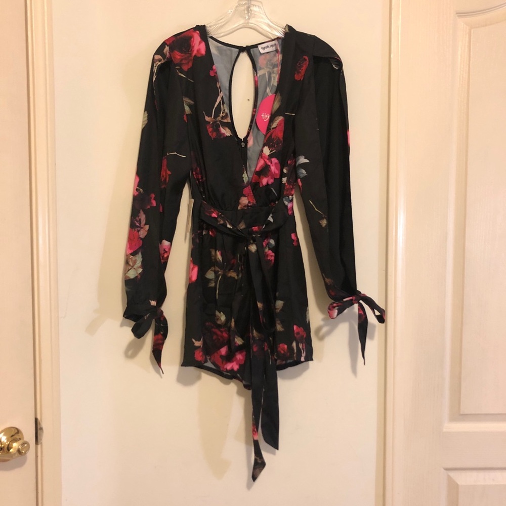 Rose print romper